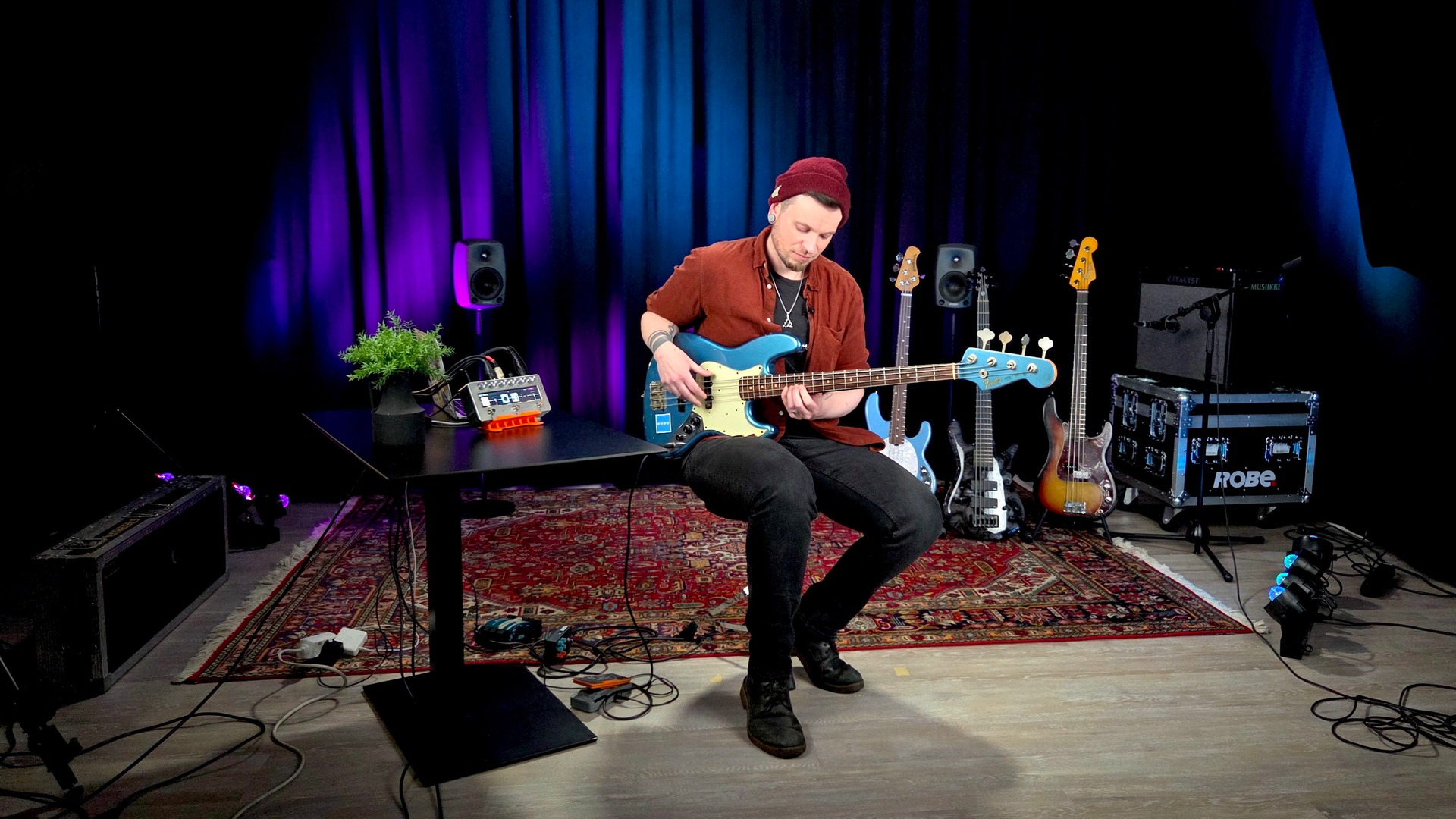 Bassosoundien perusteet – Soittimet, efektit ja vahvistimet